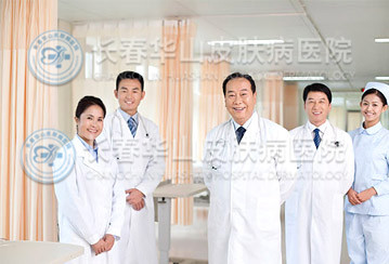 夏季小心啤酒也能诱发银屑病